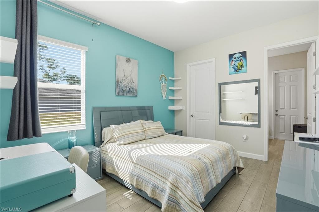 17040 Serengeti CIR, ALVA FL 33920-28