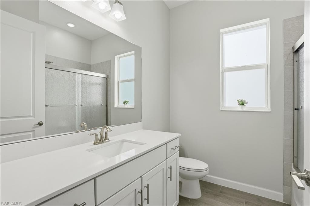 17040 Serengeti CIR, ALVA FL 33920-24