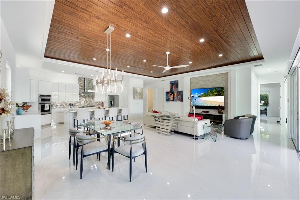 1167 22nd AVE N, NAPLES FL 34103-8