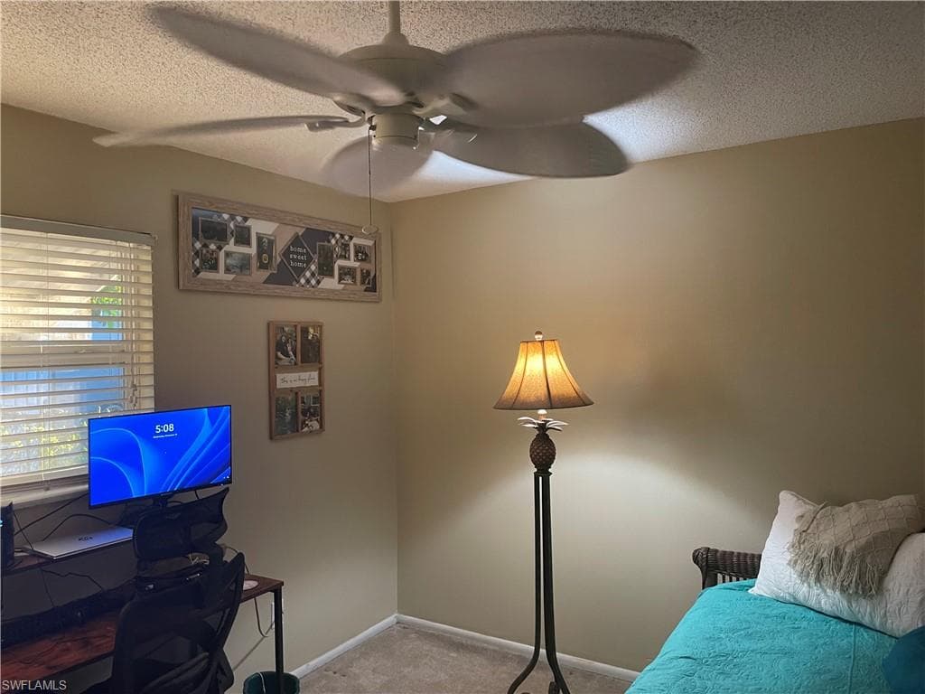 6335 Hofstra CT W, FORT MYERS FL 33919-21