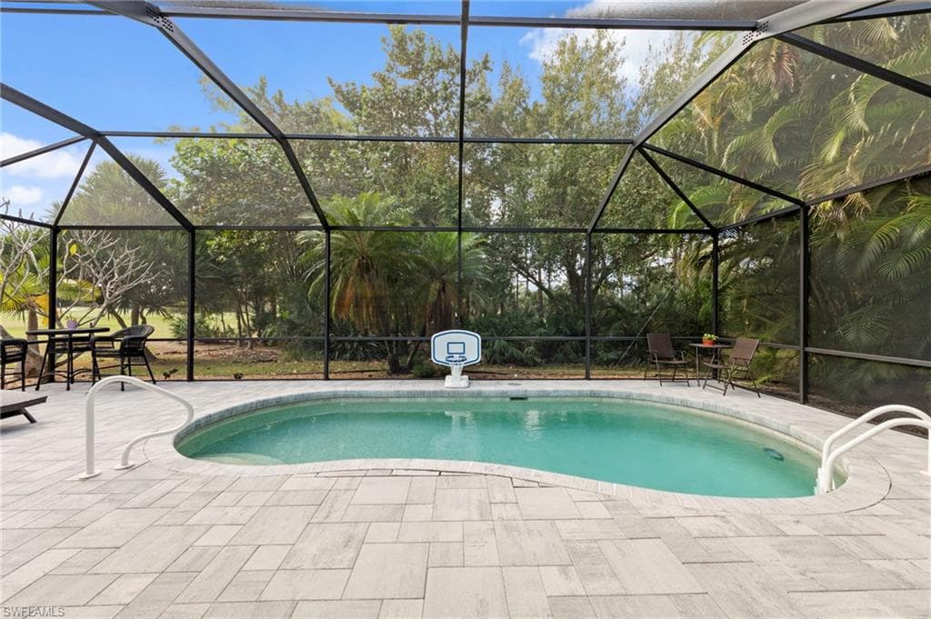 11452 Pembrook RUN, ESTERO FL 33928-26