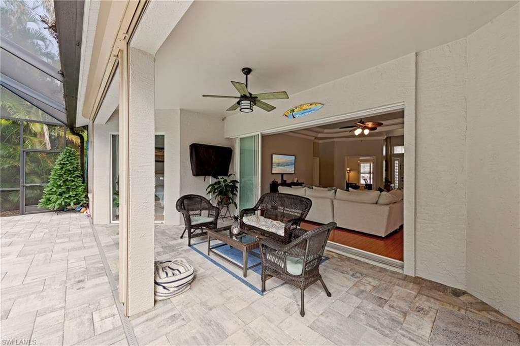 11452 Pembrook RUN, ESTERO FL 33928-32