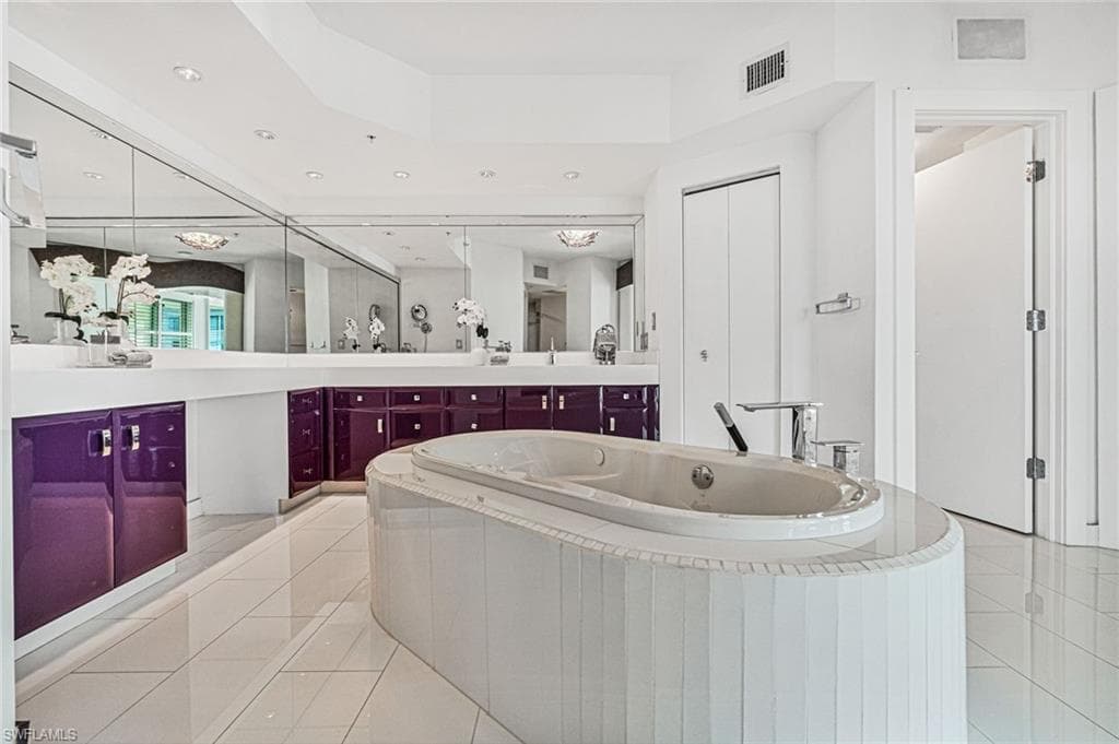 1070 S Collier BLVD # D, MARCO ISLAND FL 34145-26