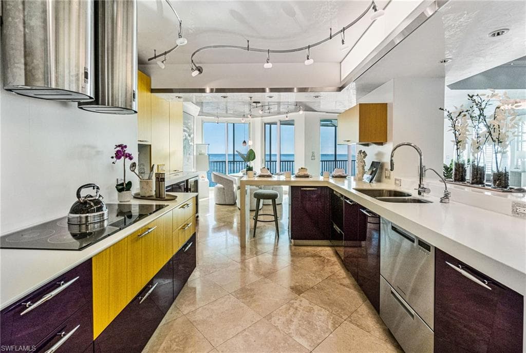 1070 S Collier BLVD # D, MARCO ISLAND FL 34145-21