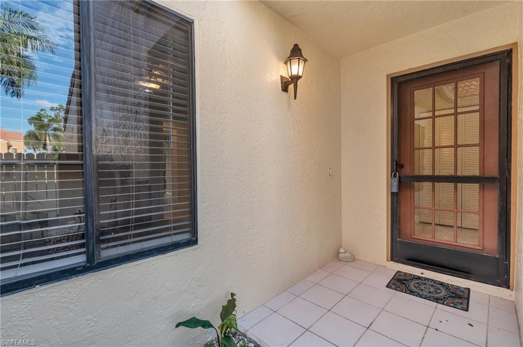 7150 Golden Eagle CT # 213, FORT MYERS FL 33912-5