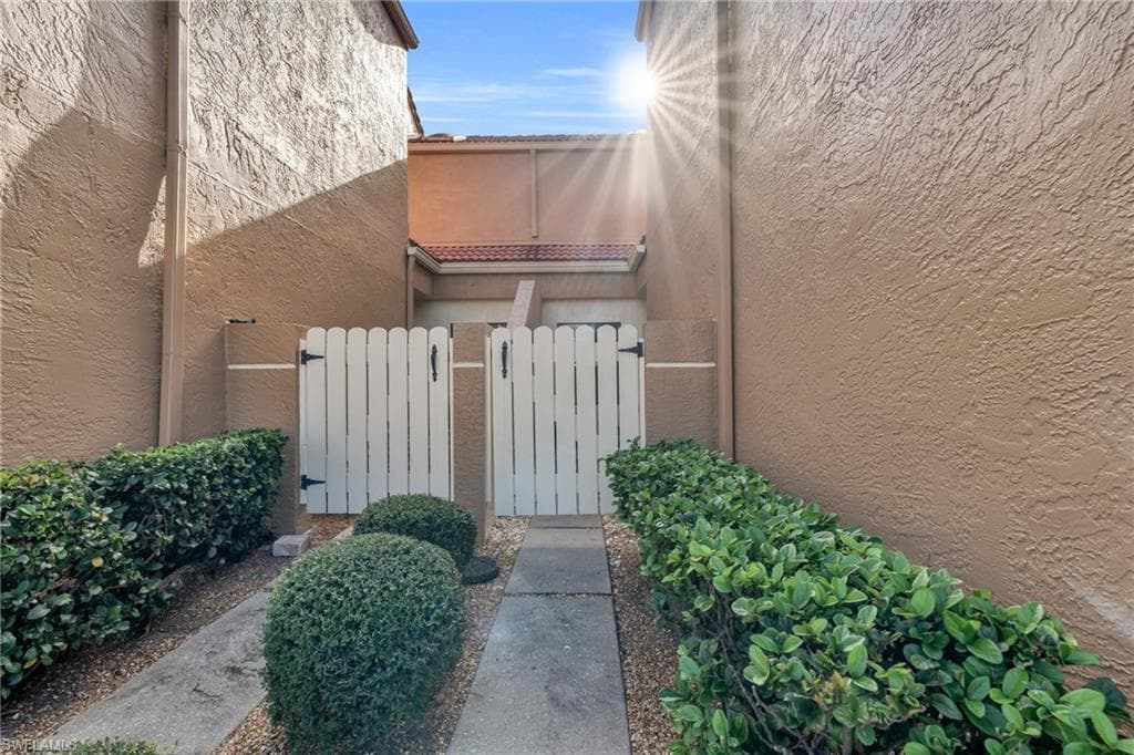 7150 Golden Eagle CT # 213, FORT MYERS FL 33912-4