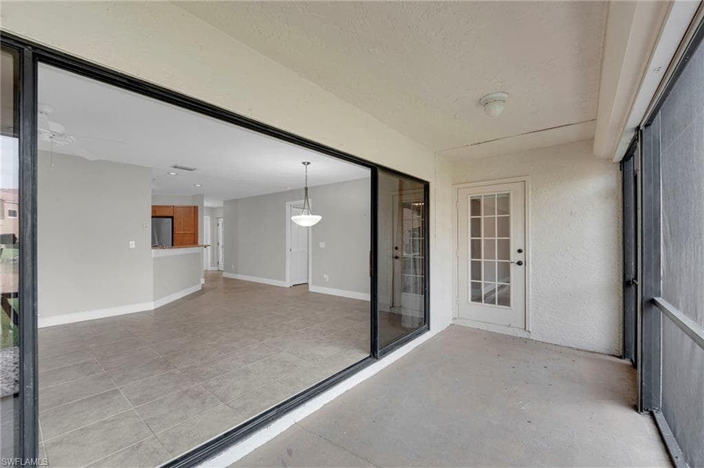 7150 Golden Eagle CT # 213, FORT MYERS FL 33912-30