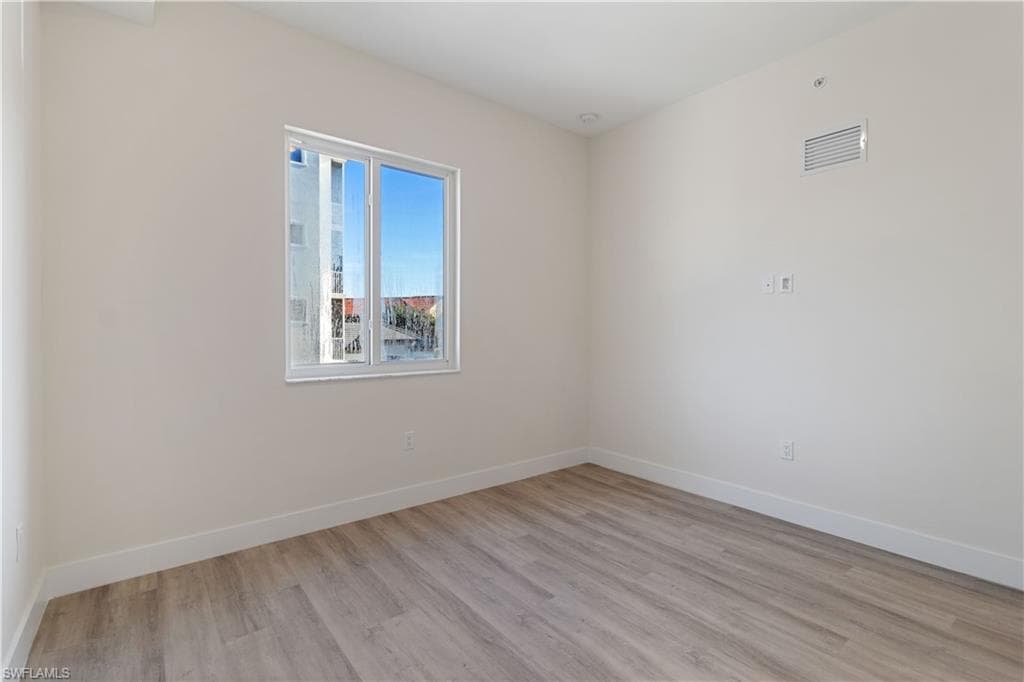 26600 Rosewood Pointe DR # 101, BONITA SPRINGS FL 34135-12