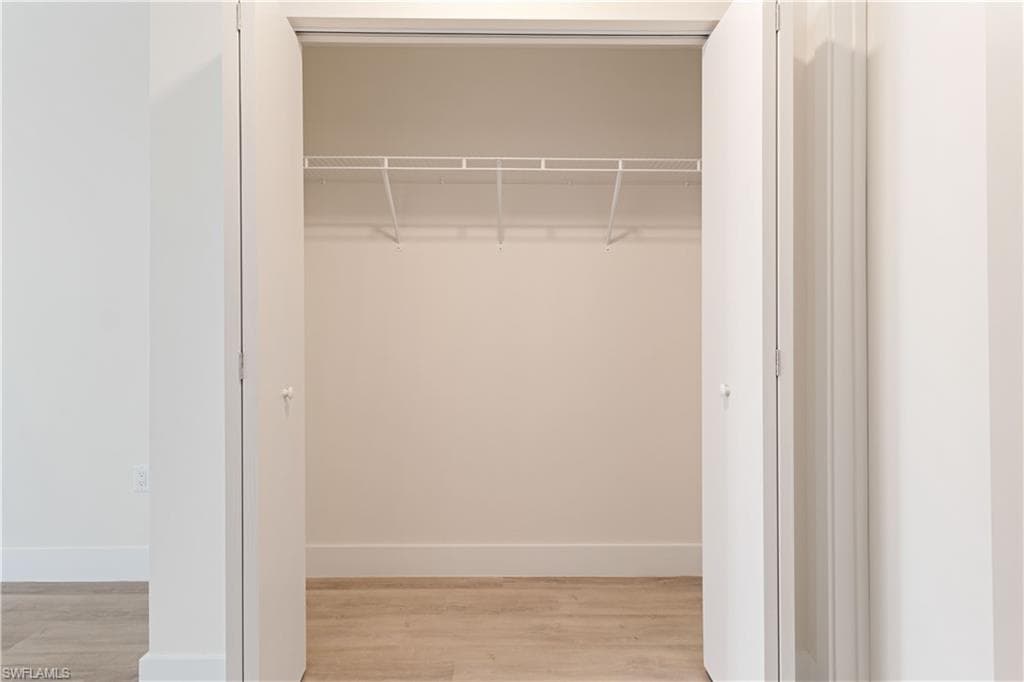 26600 Rosewood Pointe DR # 101, BONITA SPRINGS FL 34135-17