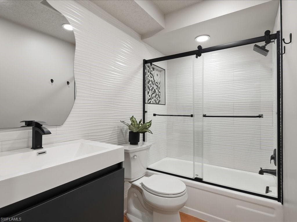 1046 Sperling AVE-12