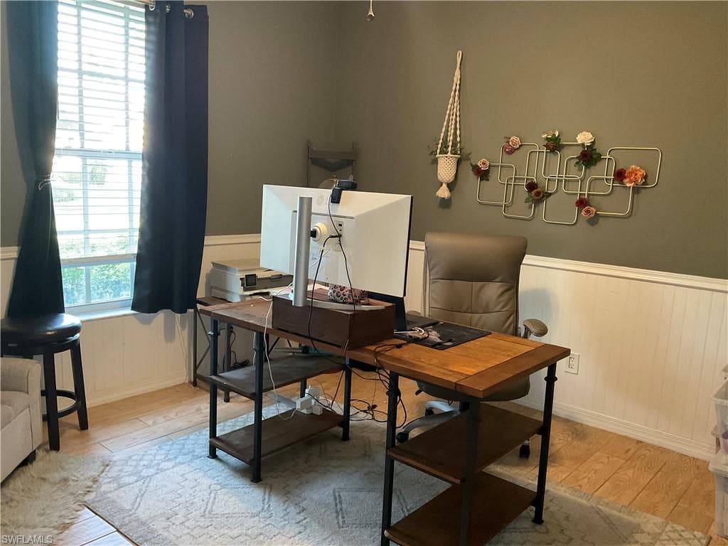 6715 Willow Lake CIR, FORT MYERS FL 33966-25