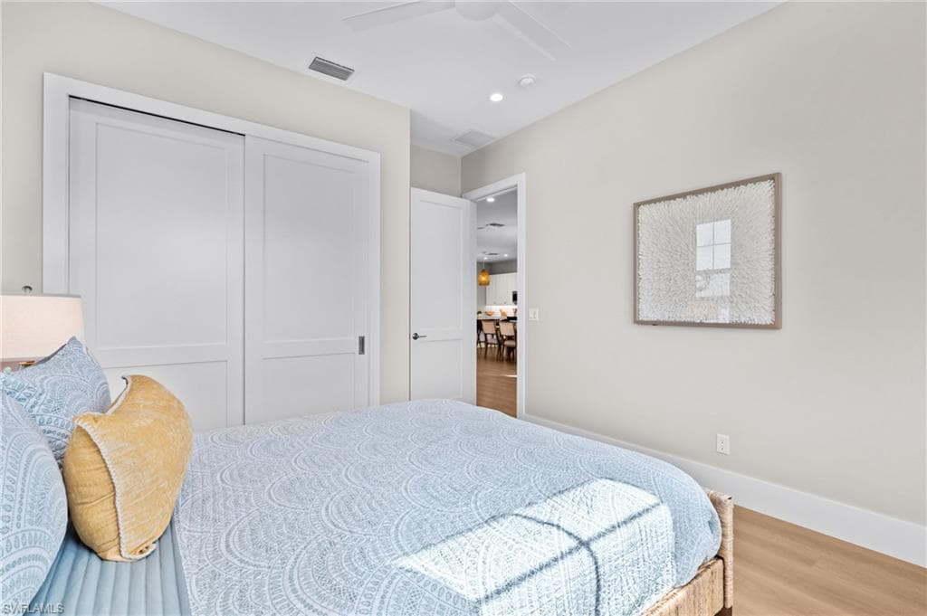 117 Hercules DR, FORT MYERS BEACH FL 33931-32