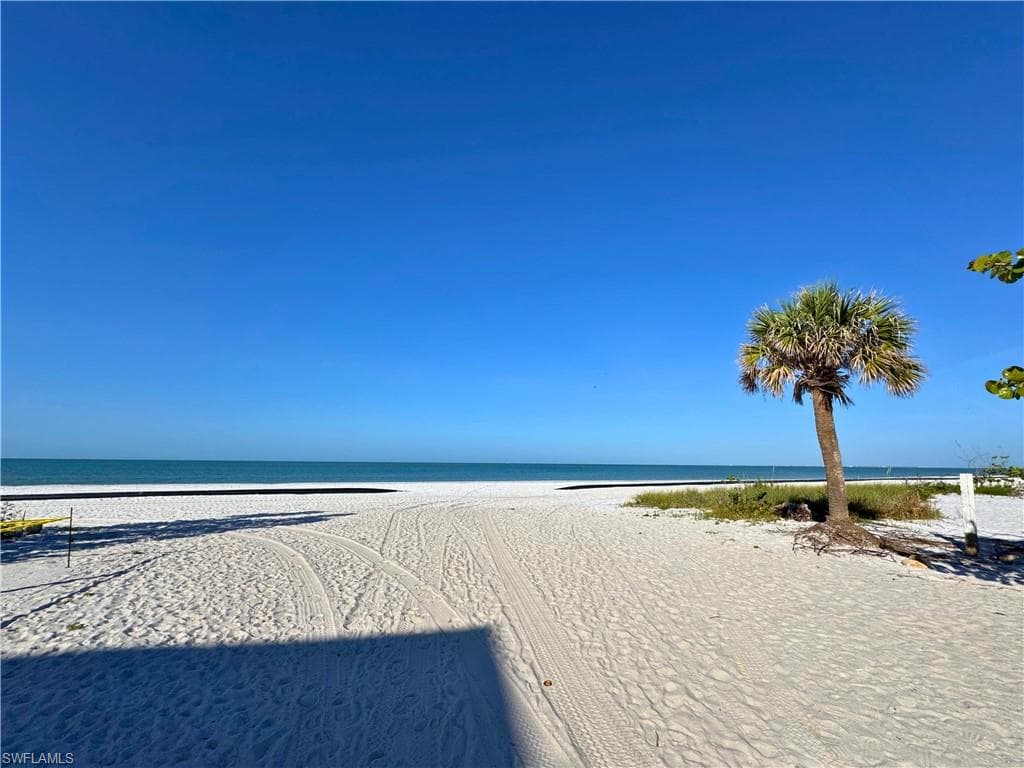 117 Hercules DR, FORT MYERS BEACH FL 33931-49