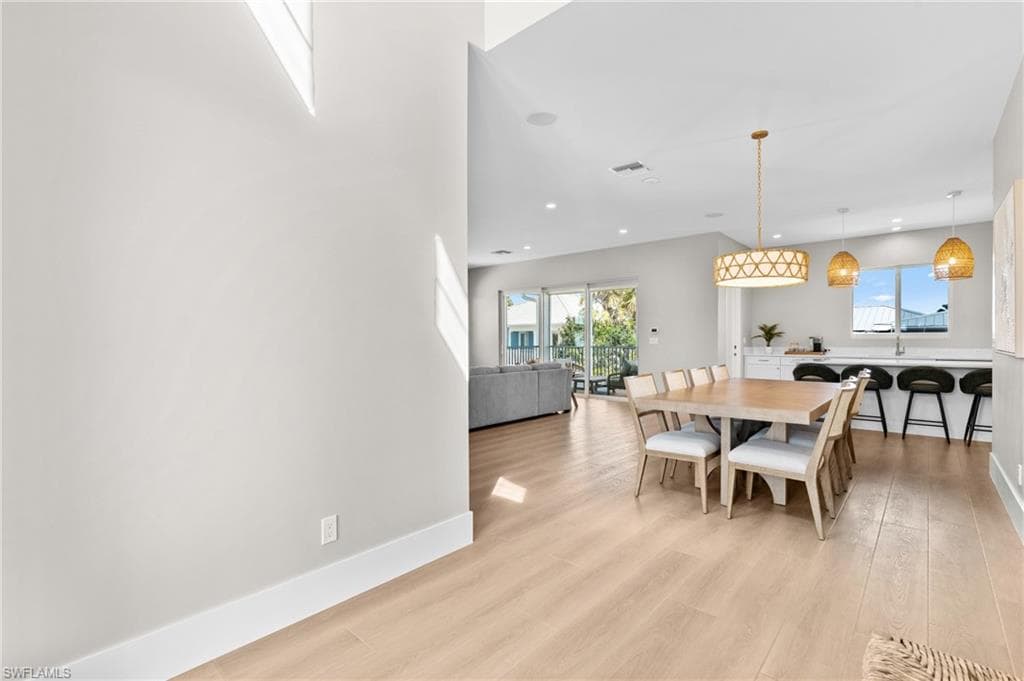 117 Hercules DR, FORT MYERS BEACH FL 33931-20