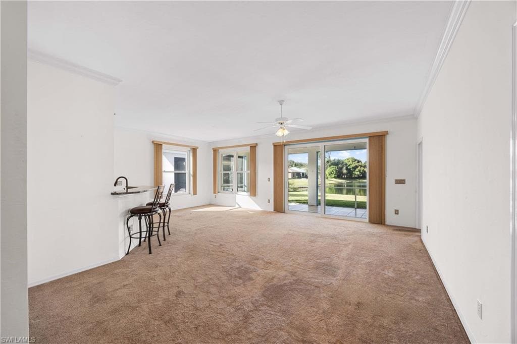 223 Stanhope CIR, NAPLES FL 34104-2