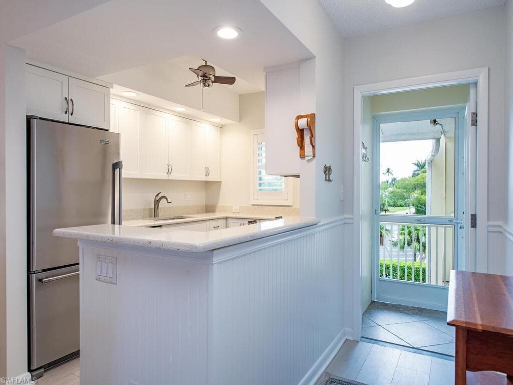 218 Banyan BLVD # 218, NAPLES FL 34102-6