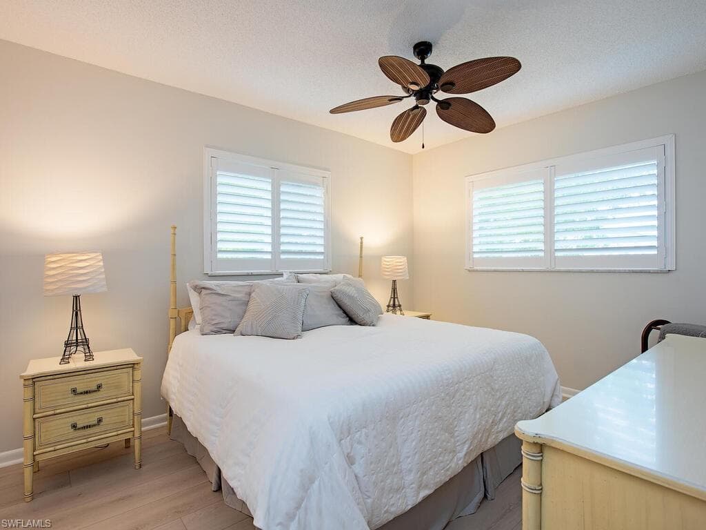 218 Banyan BLVD # 218, NAPLES FL 34102-8