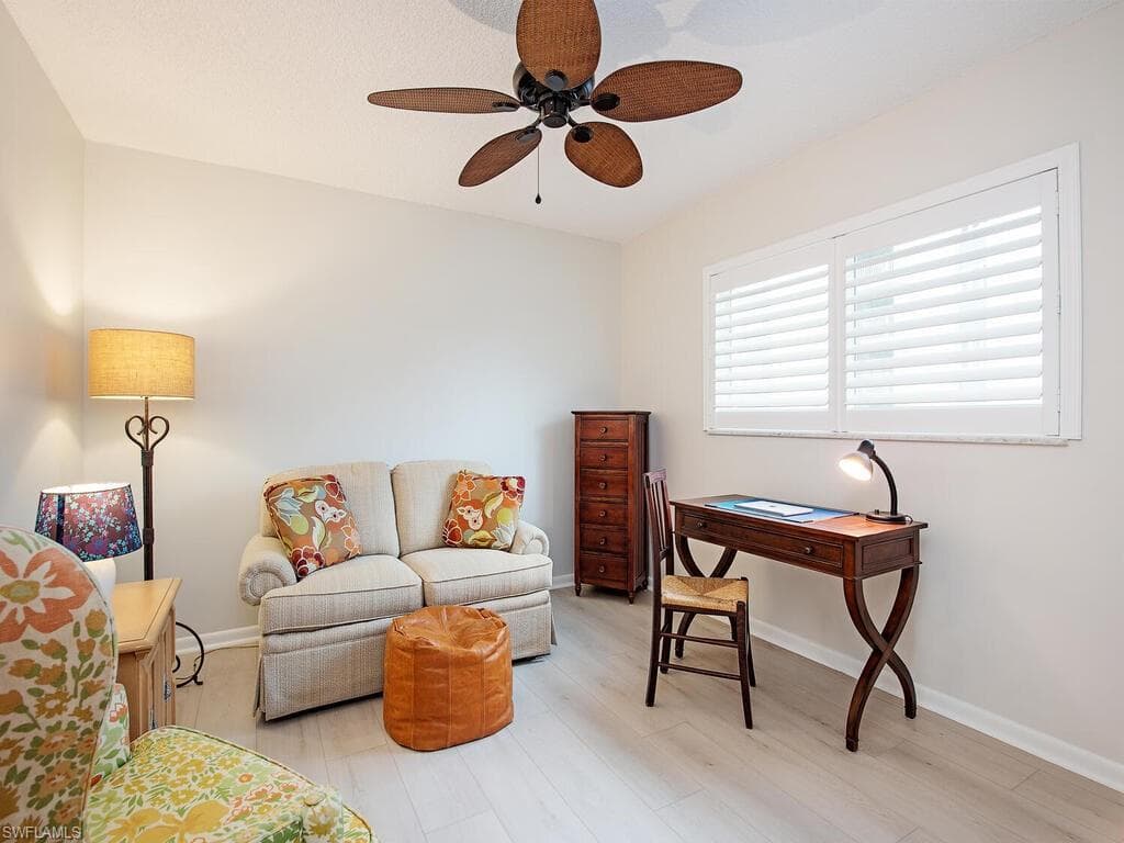 218 Banyan BLVD # 218, NAPLES FL 34102-9