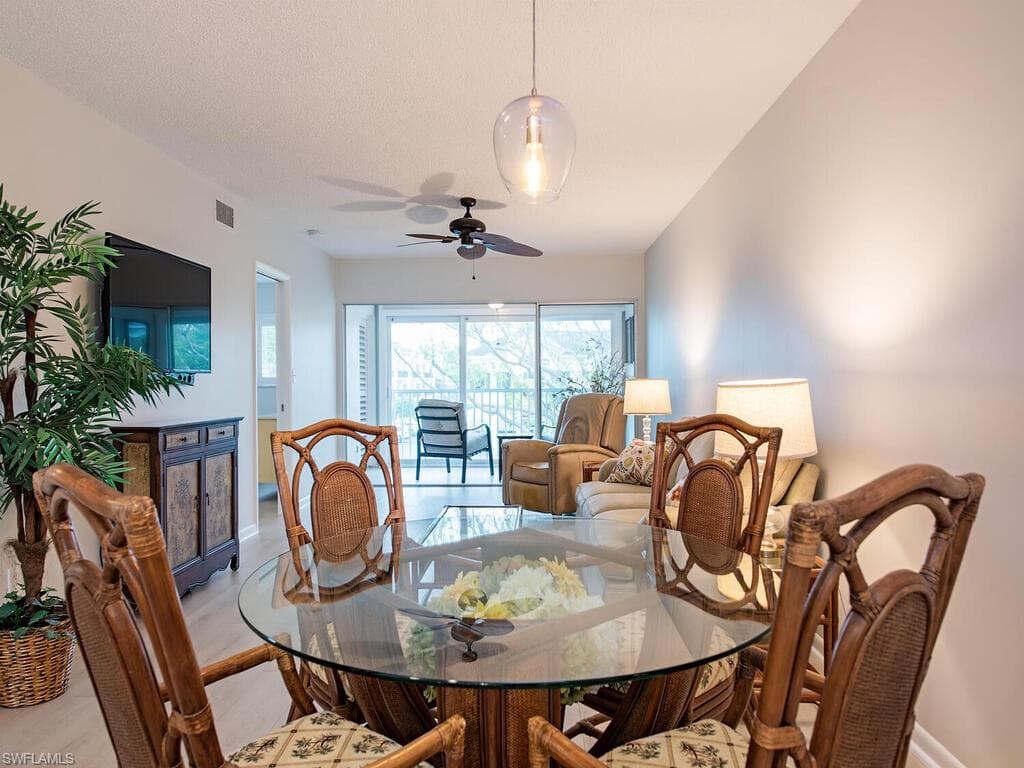 218 Banyan BLVD # 218, NAPLES FL 34102-3