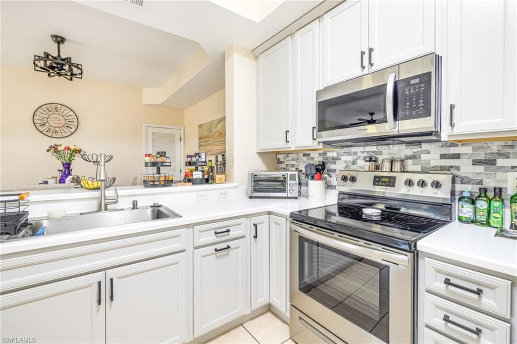 9055 Colby DR # 2213, FORT MYERS FL 33919-4