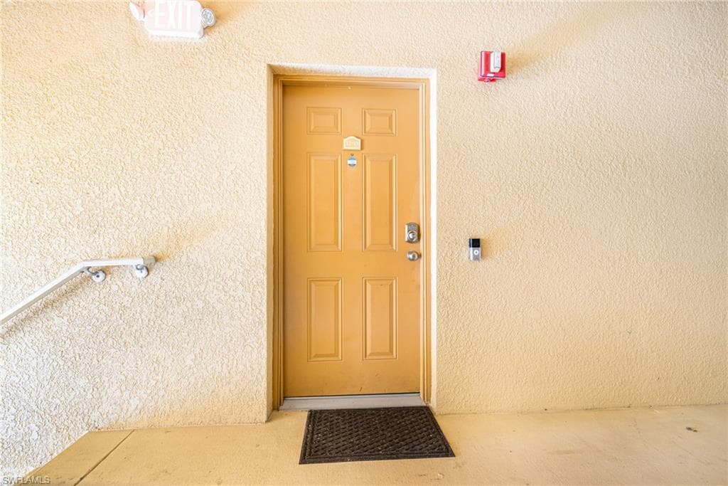 9055 Colby DR # 2213, FORT MYERS FL 33919-3