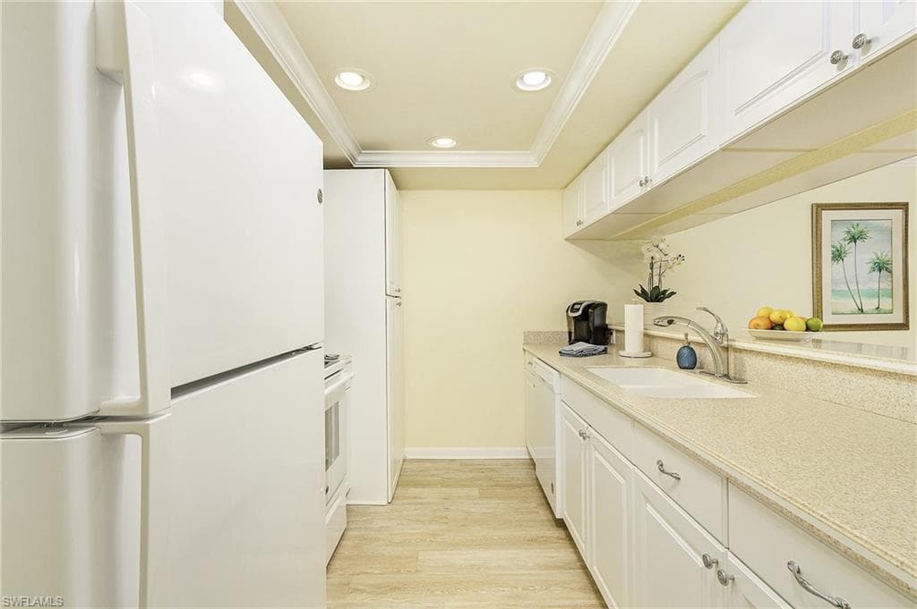 17080 Harbour Point DR # 213, FORT MYERS FL 33908-8