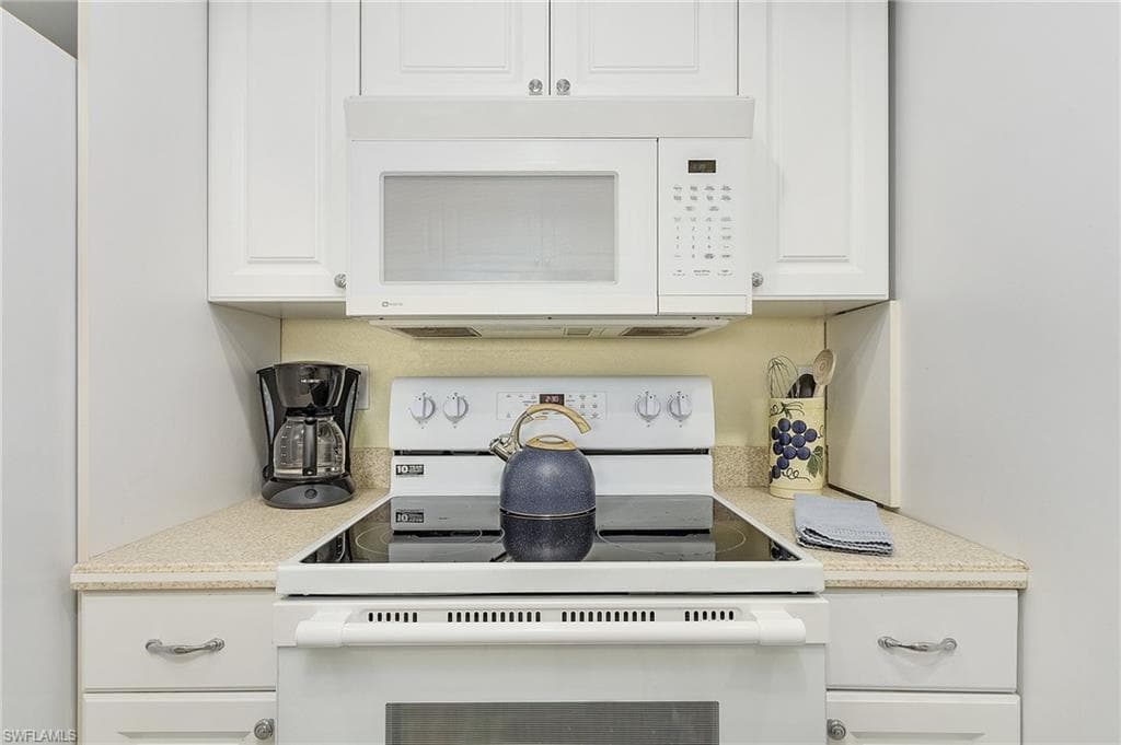 17080 Harbour Point DR # 213, FORT MYERS FL 33908-10