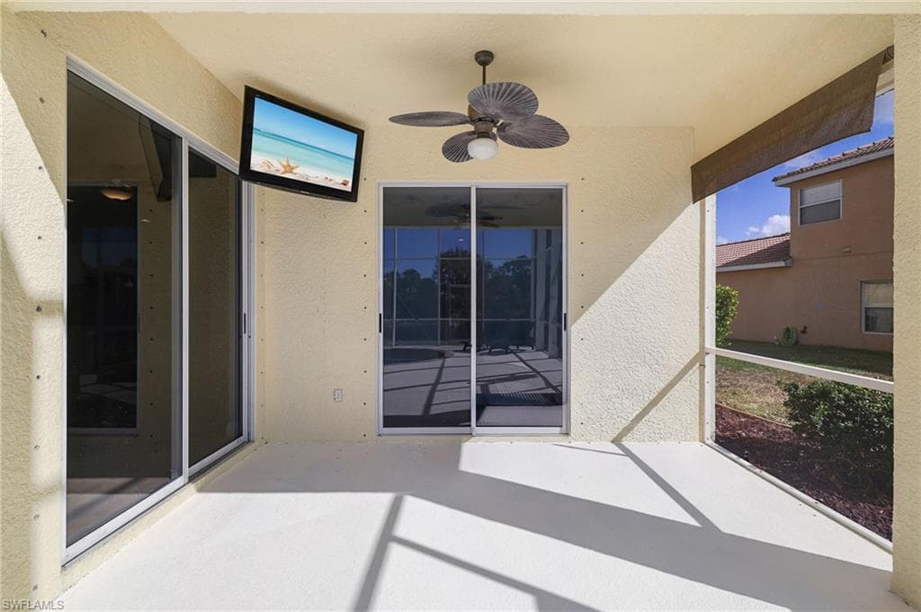 2201 Cape Heather CIR, CAPE CORAL FL 33991-44