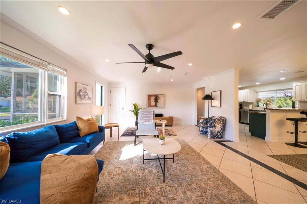 59 Wickliffe DR, NAPLES FL 34110-12