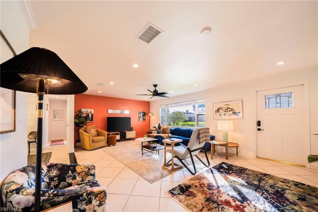 59 Wickliffe DR, NAPLES FL 34110-6