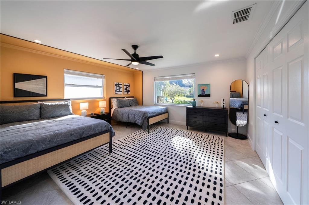 59 Wickliffe DR, NAPLES FL 34110-27