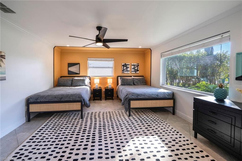 59 Wickliffe DR, NAPLES FL 34110-28