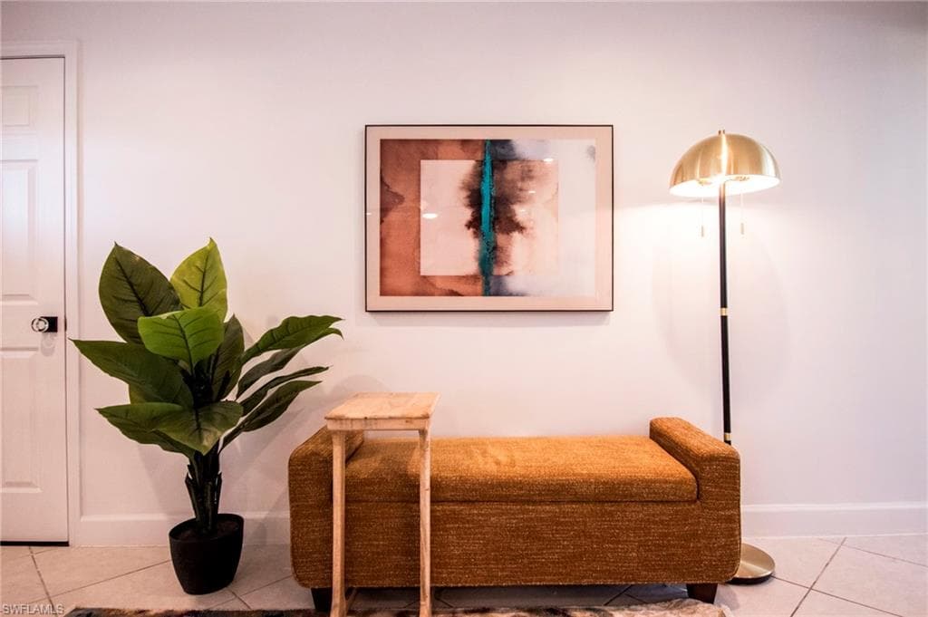 59 Wickliffe DR, NAPLES FL 34110-7