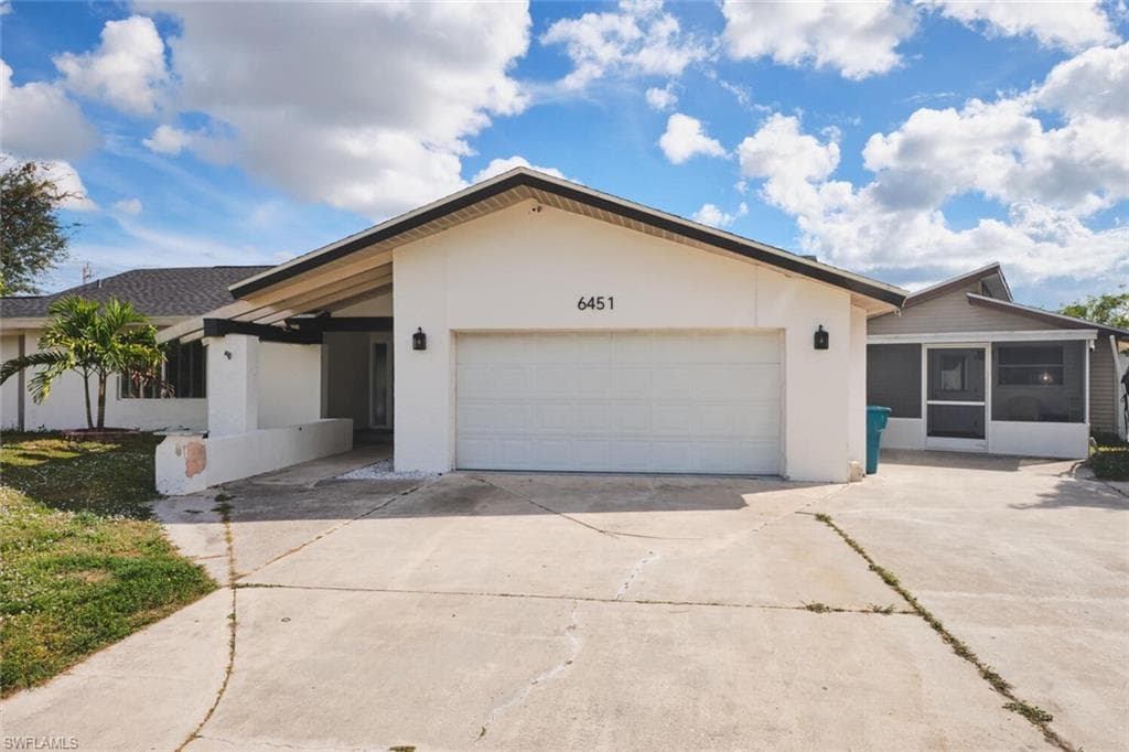 6451 Adelphi CIR-2