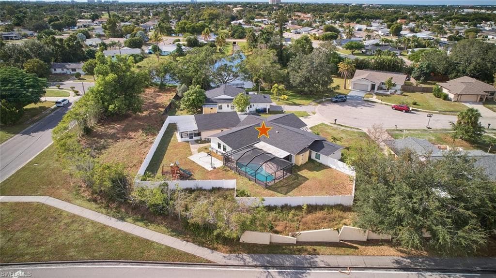 6451 Adelphi CIR-29