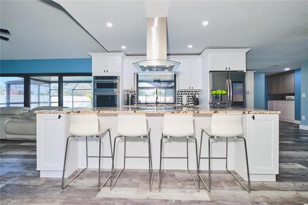 6451 Adelphi CIR-3