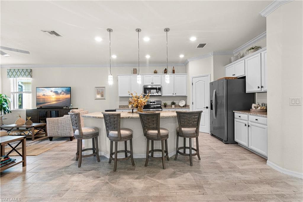 10369 Prato DR, FORT MYERS FL 33913-18