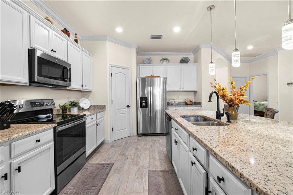 10369 Prato DR, FORT MYERS FL 33913-34