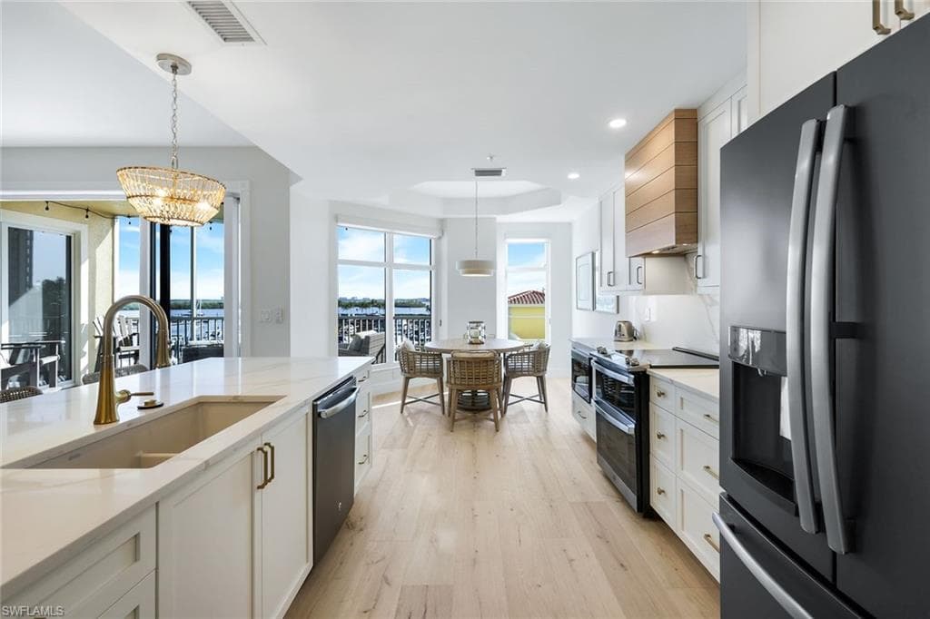 6021 Silver King BLVD 203-11