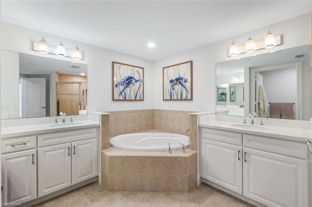 6021 Silver King BLVD 203-21