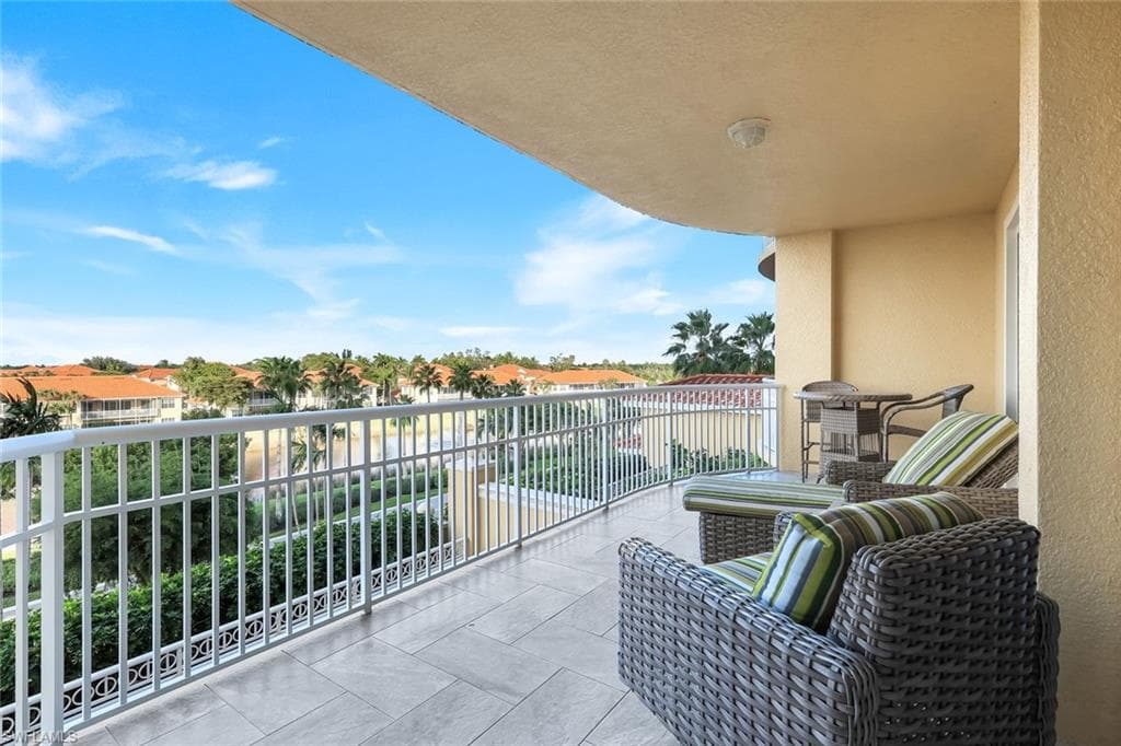 6021 Silver King BLVD 203-33