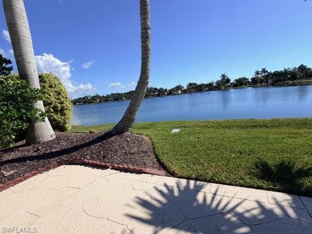 4677 Southern Breeze DR, NAPLES FL 34114-5