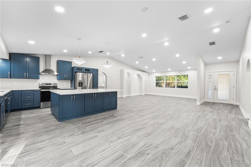 12860 Iona RD, FORT MYERS FL 33908-15