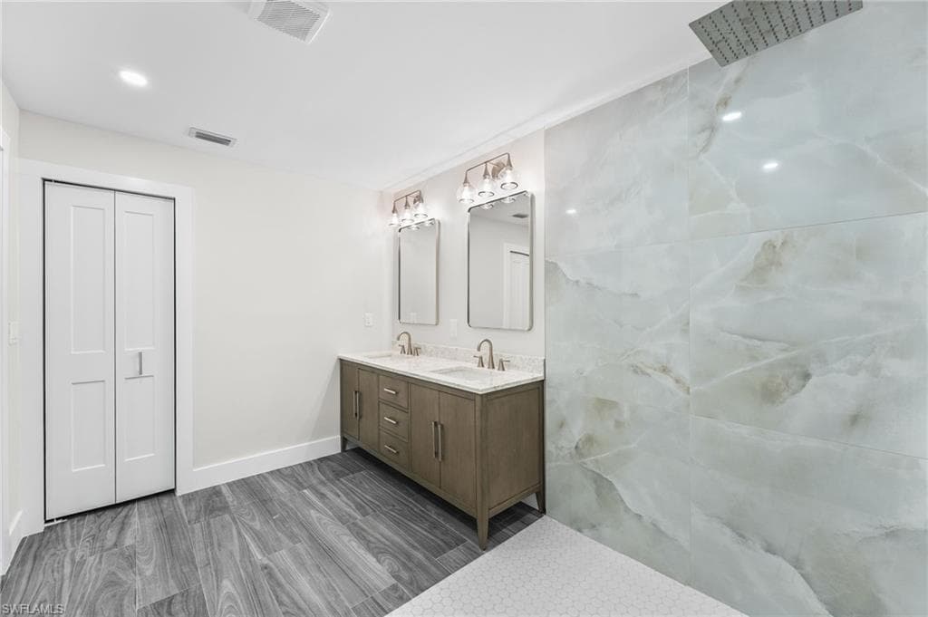 12860 Iona RD, FORT MYERS FL 33908-28