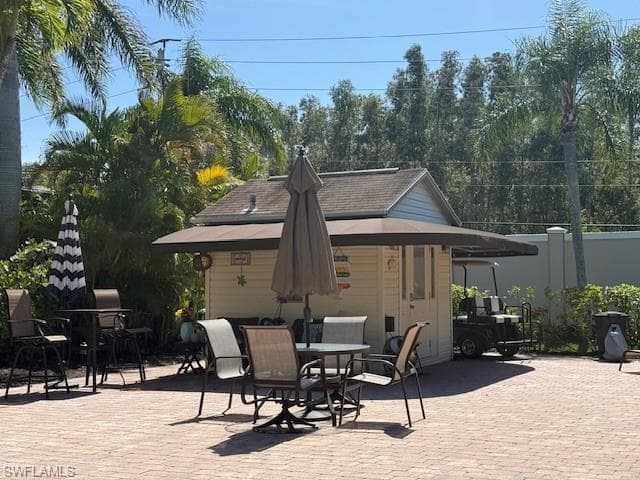 4572 Southern Breeze DR, NAPLES FL 34114-6