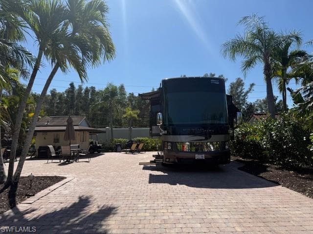 4572 Southern Breeze DR, NAPLES FL 34114-3