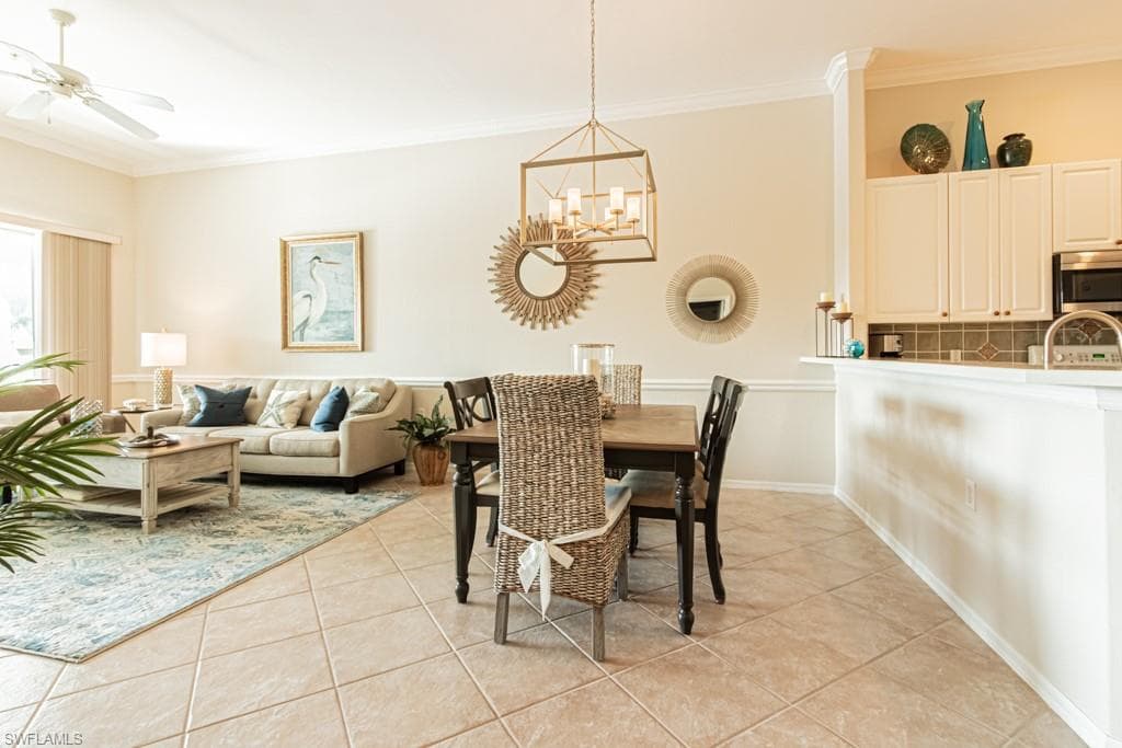 1182 Sweetwater LN # 1807, NAPLES FL 34110-11