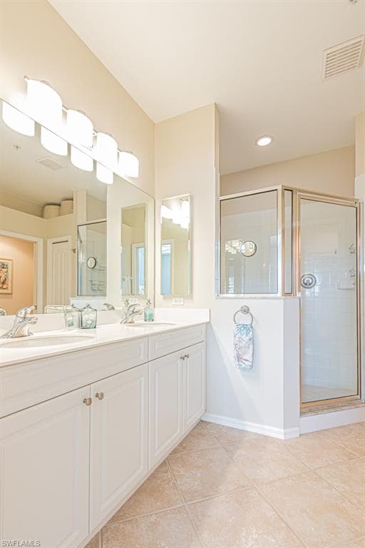 1182 Sweetwater LN # 1807, NAPLES FL 34110-19