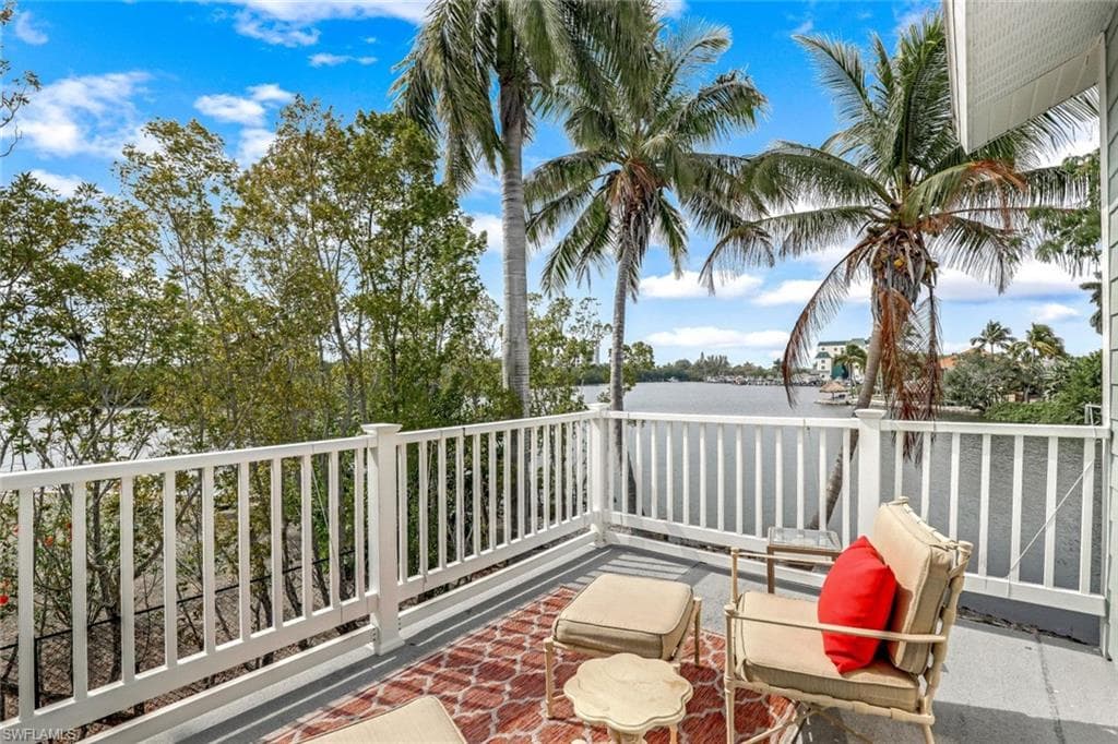 249 3rd ST, BONITA SPRINGS FL 34134-5