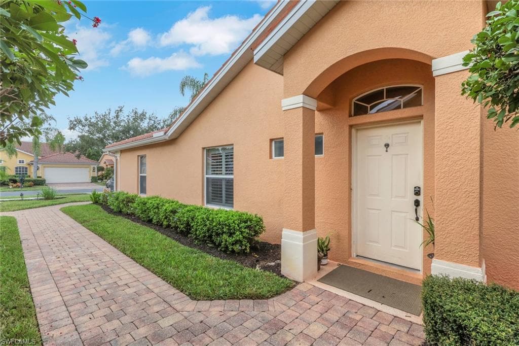 15154 Cortona WAY, NAPLES FL 34120-3